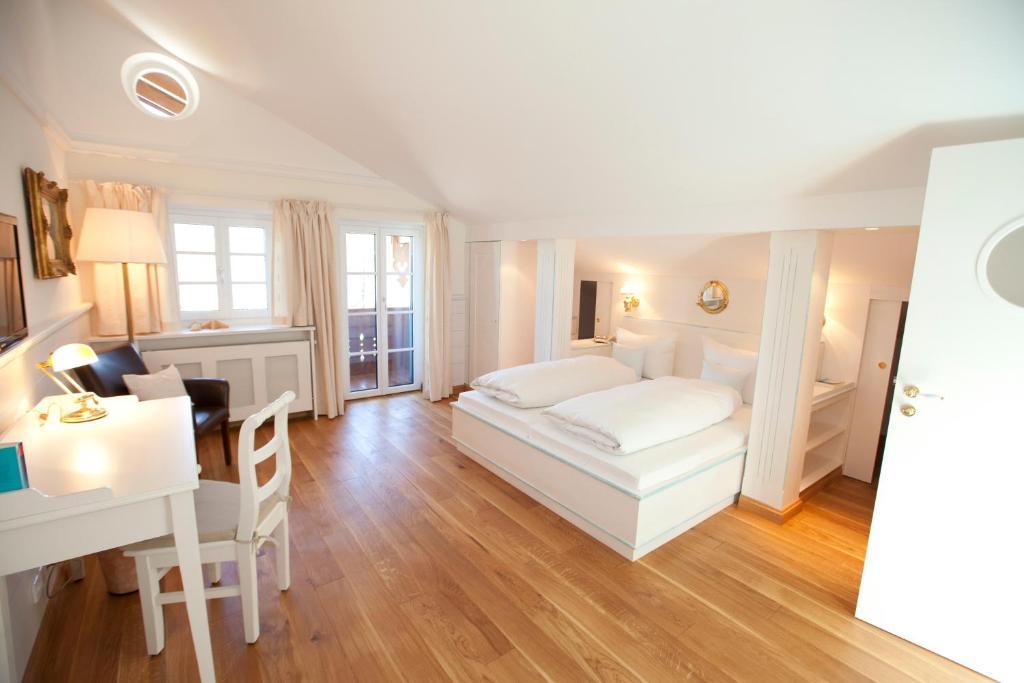 Landhaus Marinella Hotel Garni Bad Wiessee Quarto foto